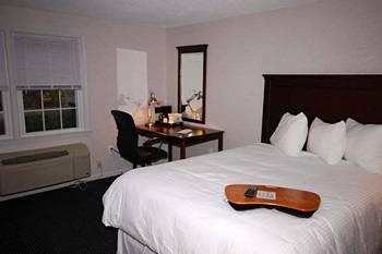 Newbury Inn Brookfield エクステリア 写真